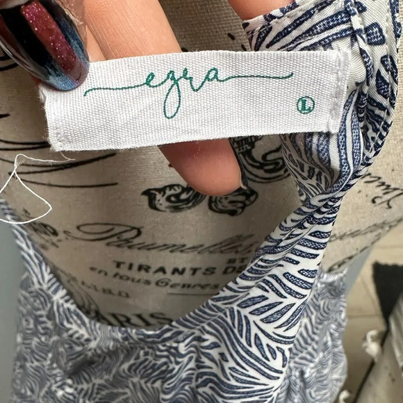 Ezra silky sexy blue and white sundress.  Size large.  Yes! It has pockets!! - Picture 5 of 5